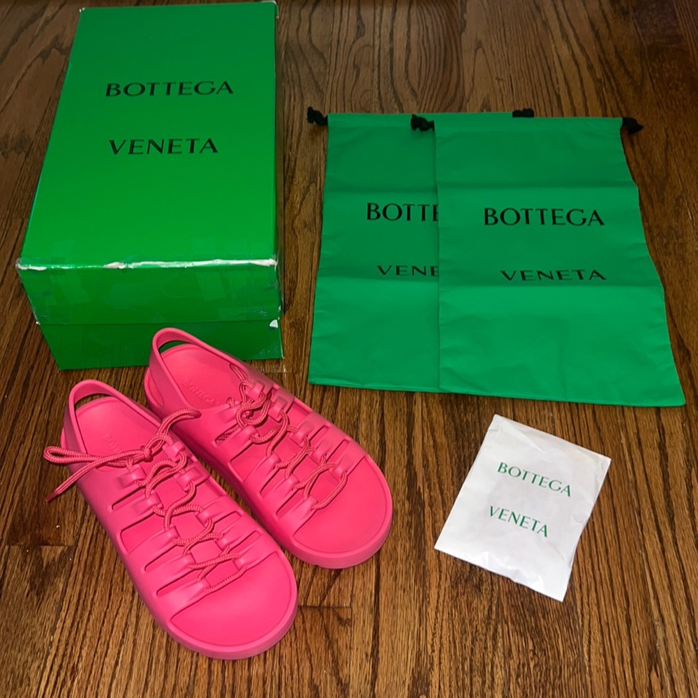 Bottega Veneta Jelly / (Foam) Sandals